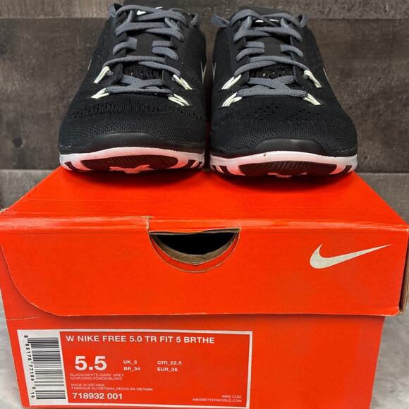 Nike Women's 5.5 Black Free Tr 5 Breathe Running Shoes Athletic Workout LB3-10 - Picture 3 of 6